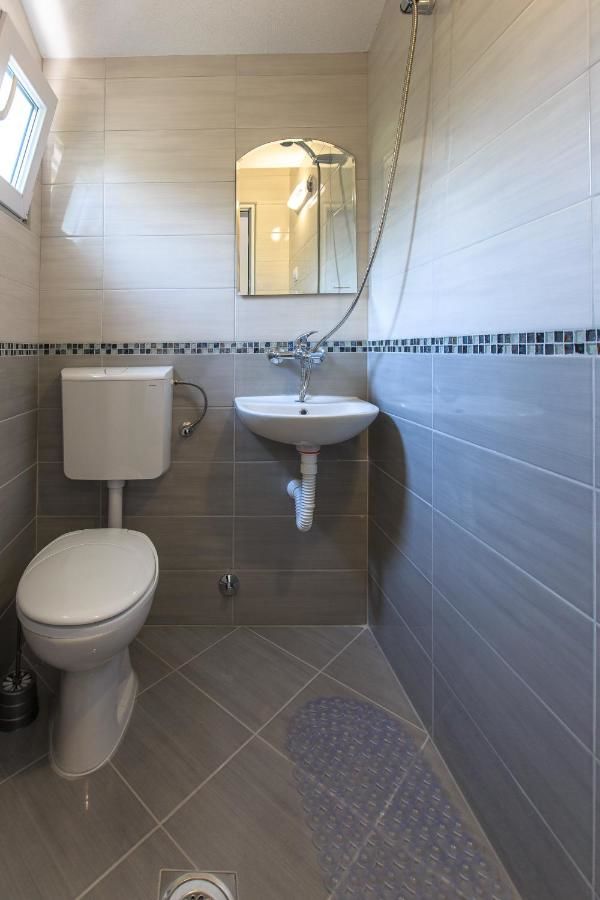Гостевой дом Guesthouse Gulić Сутоморе-22