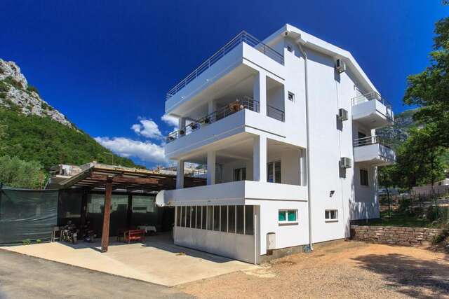 Гостевой дом Guesthouse Gulić Сутоморе-5