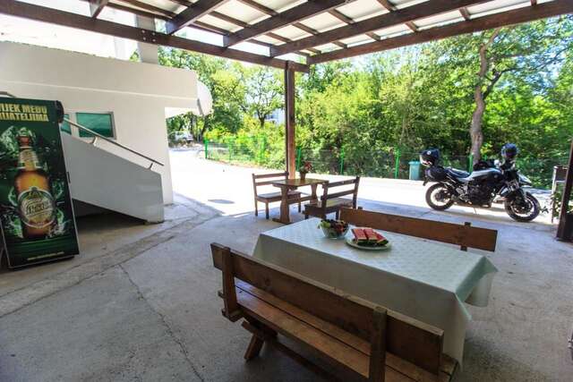 Гостевой дом Guesthouse Gulić Сутоморе-10